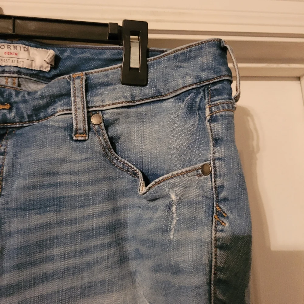 Torrid denim shorts size 14 Distressed